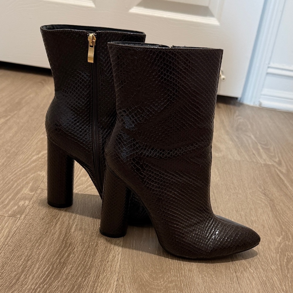 Elegant Brown Snakeskin Ankle Boots
